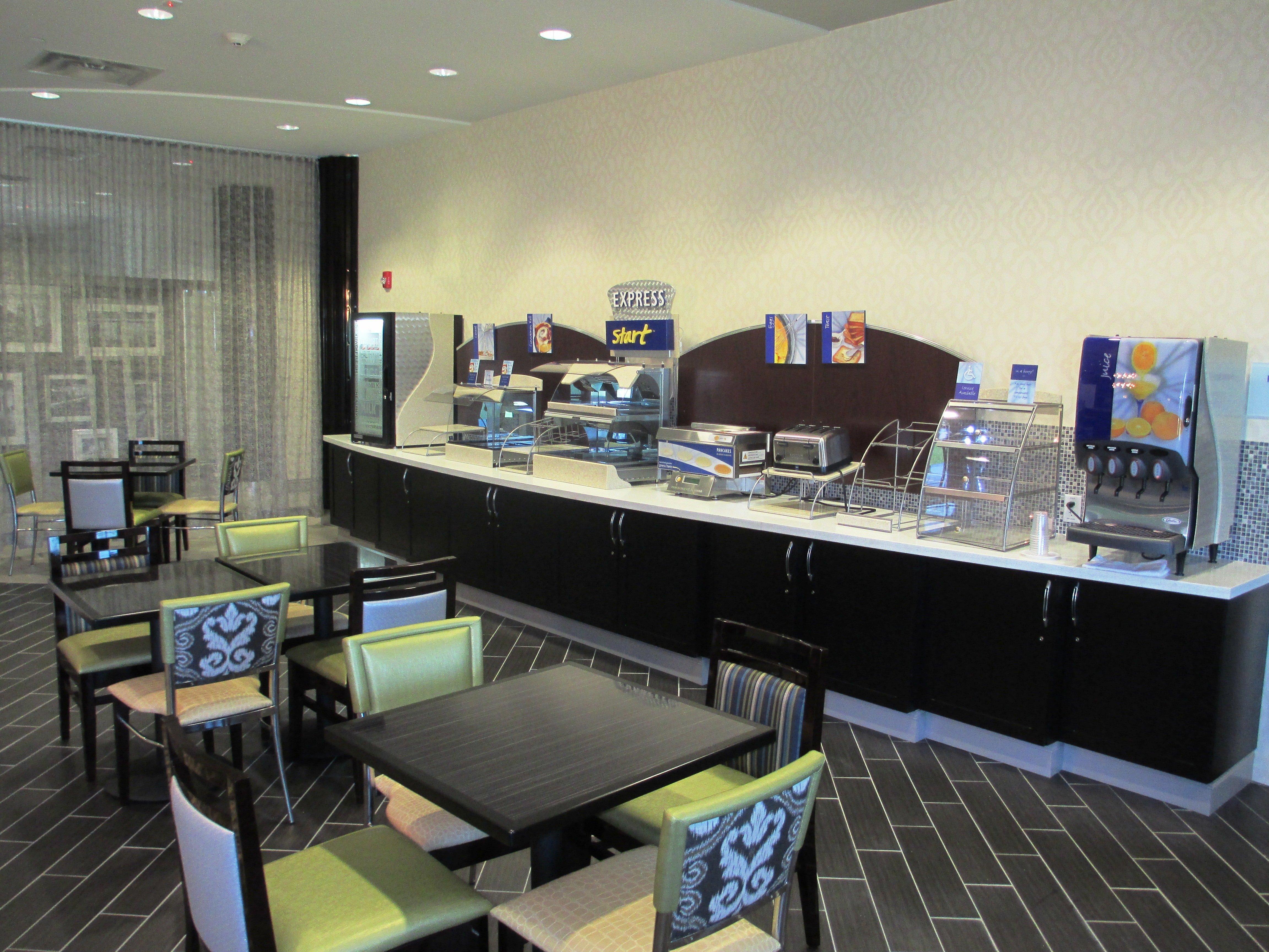 Holiday Inn Express & Suites Kansas City Airport By Ihg Extérieur photo
