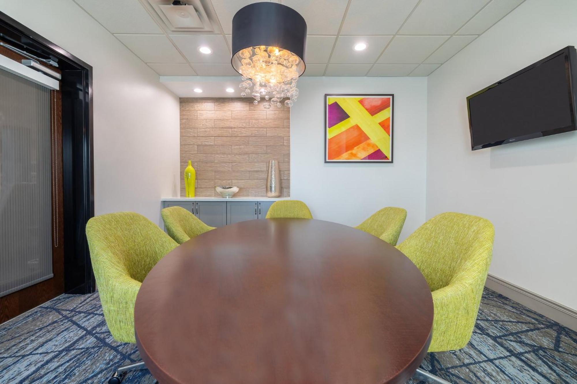 Holiday Inn Express & Suites Kansas City Airport By Ihg Extérieur photo