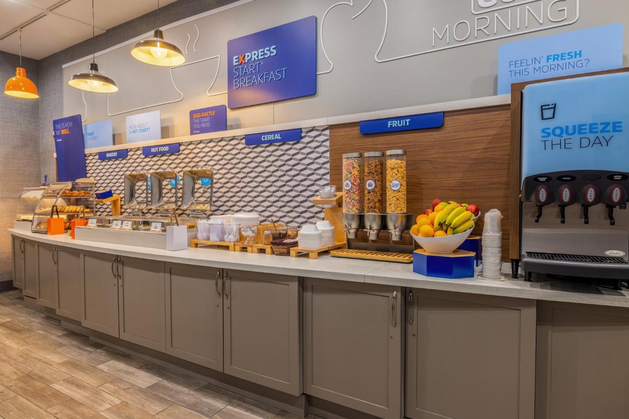 Holiday Inn Express & Suites Kansas City Airport By Ihg Extérieur photo