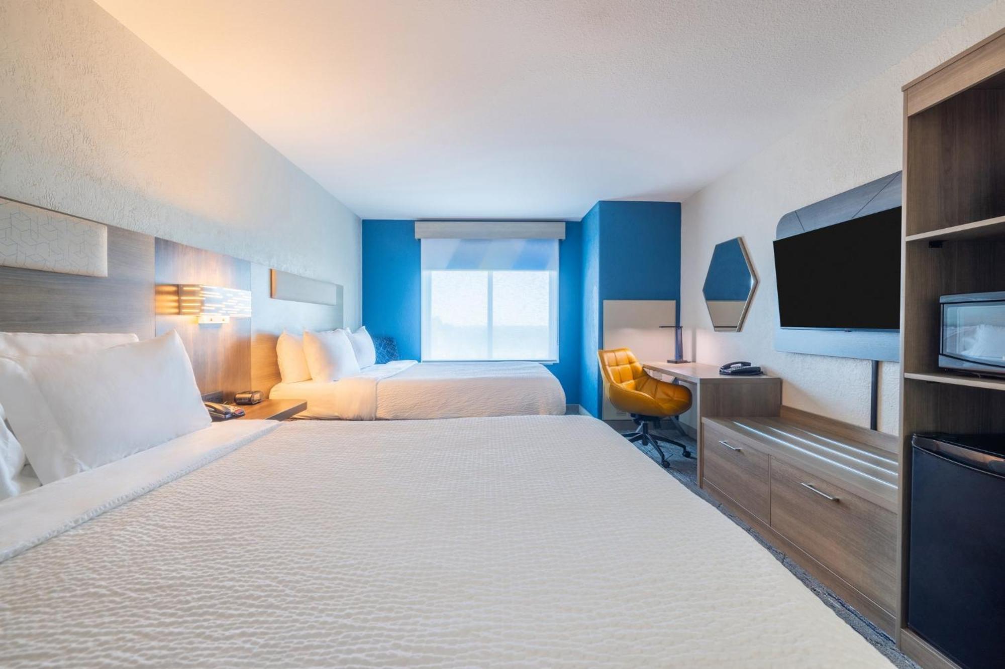 Holiday Inn Express & Suites Kansas City Airport By Ihg Extérieur photo